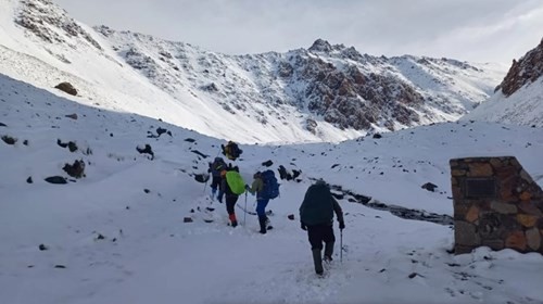 Hallaron con vida a los cinco andinistas que estaban perdidos en Mendoza
