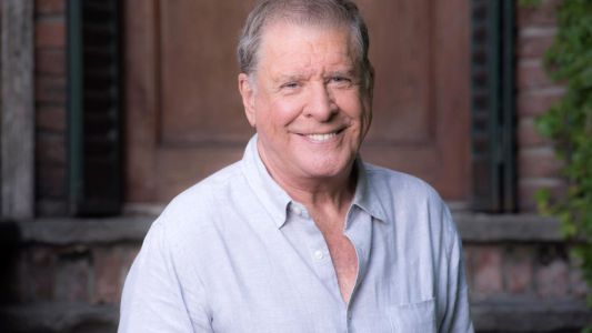 "Buenas palabras": un recorrido por grandes textos junto con Arturo Puig