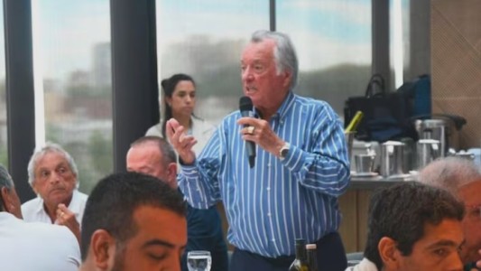 Mar del Plata recalienta: 400 gremialistas se reúnen con Barrionuevo contra la reforma laboral