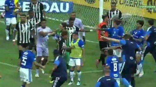 Batalla campal y récord de expulsiones en la final entre Atlético Mineiro y Cruzeiro