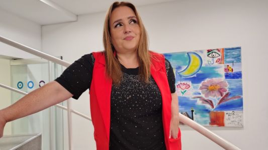 Maquilló estrellas, piloteó avionetas y ahora comunica historias de mujeres