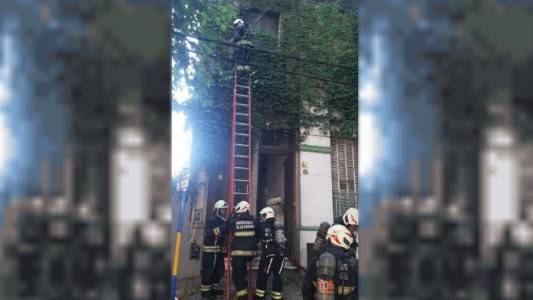 Incendio en un conventillo en La Boca: falleció una mujer