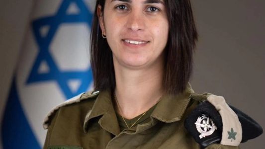 "Capitana Ella" asume como vocera en árabe del ejército de Israel
