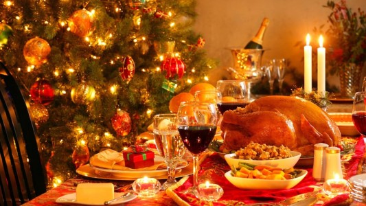 Tragedia en Córdoba: una mujer de 81 años se atragantó en la cena navideña y murió