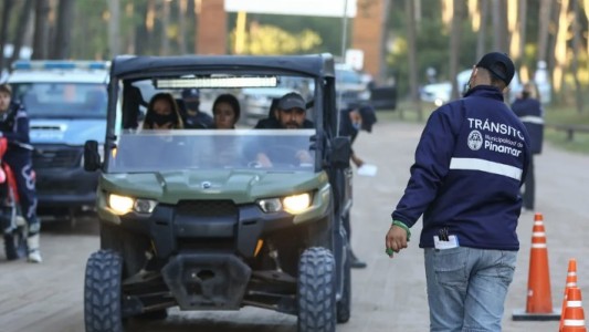 El intendente de Pinamar habló sobre los conductores que protagonizan accidentes en los médanos: "Son un puñado de inadaptados"