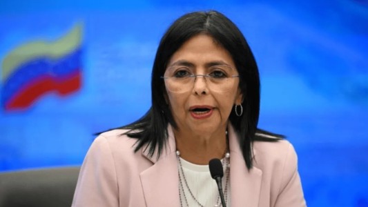 Delcy Rodríguez, quien reemplazaría a Maduro, está en Rusia