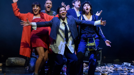 "Derecho de piso", la obra que revela el lado más oscuro y fascinante del detrás de escena