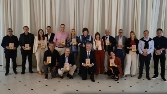 Sin detallar montos, el Gobierno oficializó el aumento de sueldos para los funcionarios