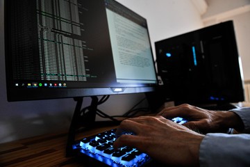 Estafas, fraudes y dolo: cómo detectar patrones de conducta para evitar caer en la trampa