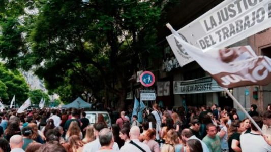 Toma del edificio del fuero laboral y paro por 48 horas de los trabajadores judiciales