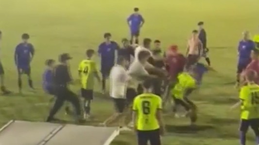 Un policía desactivó una pelea de chicos de 14 años con gas pimienta