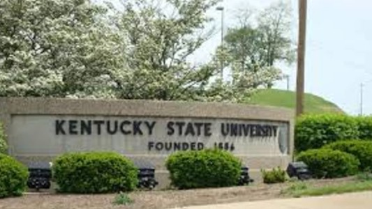 Tiroteo en Universidad Estatal de Kentucky dejó un muerto y un herido