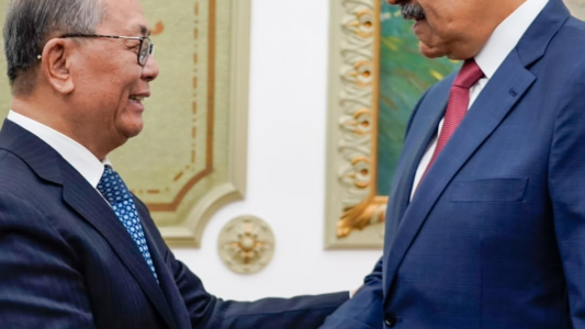 Reunión con China contra  la “intimidación de EEUU”: cómo fue el último acto de Maduro como presidente