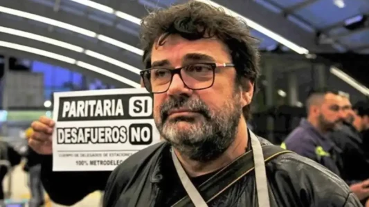 Kicillof expresó su pesar por la muerte del líder de los metrodelegados del subte Beto Pianelli