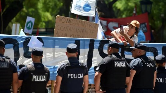 El protocolo antipiquetes continuará en vigencia tras el recurso que presentó el Gobierno