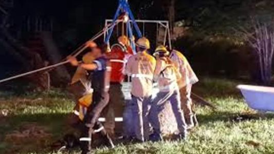 Dramático rescate en Córdoba: un hombre se lanzó dentro un aljibe para salvar a su hija