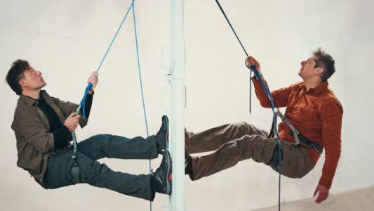 Se presenta la segunda temporada de "Una sombra voraz"