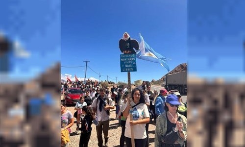“El agua no se negocia”: masiva caravana en Mendoza contra el proyecto minero que respaldó Milei