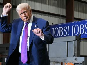 Donald Trump autorizará la publicación de archivos relacionados con vida extraterrestre