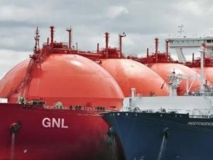 La guerra en Medio Oriente complica la importación de gas para el invierno