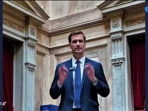 Insólito: diputado del PRO compró un rifle de aire comprimido por Internet e hizo saltar las alarmas del Congreso