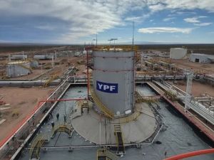 Juicio por YPF: la Justicia de EEUU benefició a Argentina y suspendió todas las demandas