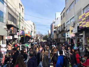 Industria en crisis: caen las ventas de indumentaria y aumentan los despidos