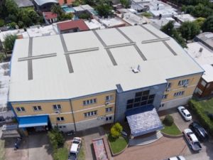 Rosario: cortaron la luz de una empresa, ingresaron y robaron 30 millones de pesos