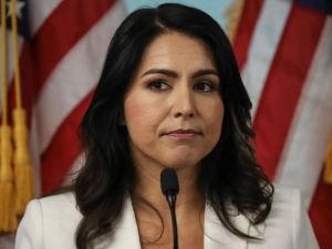 “El régimen iraní parece estar intacto, pero muy debilitado”, dice la directora de Inteligencia de Estados Unidos