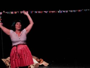 "Llegar a una fiesta": clown y poesía para analizar la necesidad de pertenecer