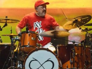 Murió Daniel Buira, el primer baterista de "Los Piojos"