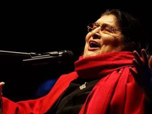 Exigen la renuncia de un funcionario de Radio Nacional por insultos a Mercedes Sosa