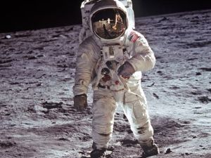 La NASA anunció que construirá una base permanente en la Luna