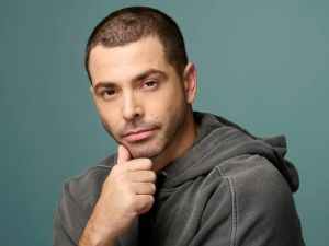 Llega "Bebé Reno" a Buenos Aires: será protagonizado por Nazareno Casero en el Paseo La Plaza