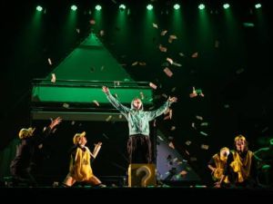 Se reestrenó la sátira musical "Piramidal"