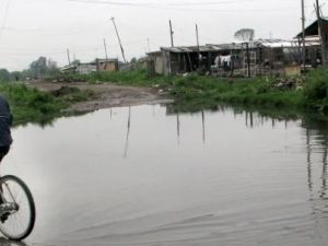 Tucumán: más de 100 escuelas siguen sin clases por las inundaciones tras el temporal