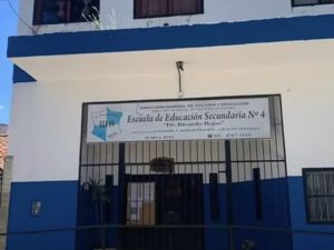 Horror en San Martín: una adolescente apuñaló a un compañero en la escuela