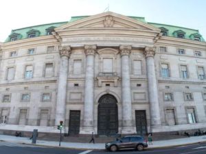 Acusaron a una empleada del Banco Nación de San Pedro por el presunto robo de $40 millones