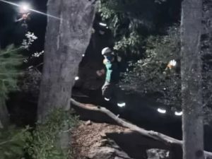 Bariloche: investigan por negligencia a una pareja rusa tras la caída de su bebé durante una excursión