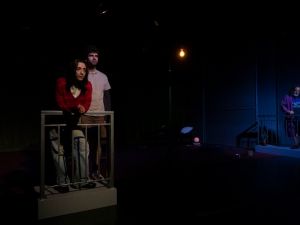 Se reestrena "Campera", una obra sobre la muerte y la extraña sensación de estar vivos