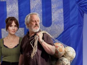 “La Casaca de Dios”, un film donde lo íntimo se fusiona con lo colectivo