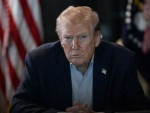 Trump anuncia que extenderá el alto el fuego con Irán pero mantendrá el bloqueo naval