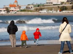 Fuerte crisis del turismo: casi no hay reservas para el fin de semana largo