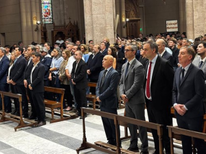 Tras bajarse de la misa de Luján en homenaje al Papa, Villarruel explicó: “Ahí estaba lo peor de la casta política”