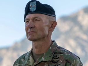 Trump destituyó al Jefe del Estado Mayor del Ejército de EE.UU.