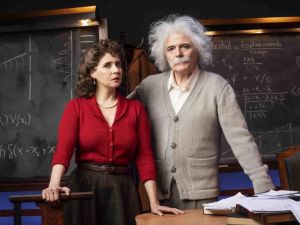 “El teatro resiste; cuando alguien desenchufe el mundo, el teatro aún existirá”: Gabriela Toscano