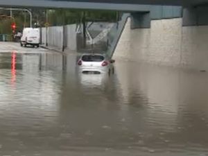 Temporal en el AMBA: calles anegadas y más de 11 mil usuarios sin luz