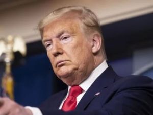 Trump reprochó a Irán el cobro de peaje para transitar por el estrecho de Ormuz