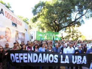 La UBA dará clases públicas y servicios de salud gratuitos para exigir la aplicación de la Ley de Financiamiento