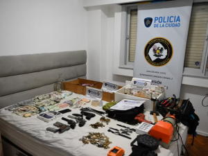 Cayeron "Los cerrajeros": hay tres detenidos con un arsenal de 150 llaves duplicadas
